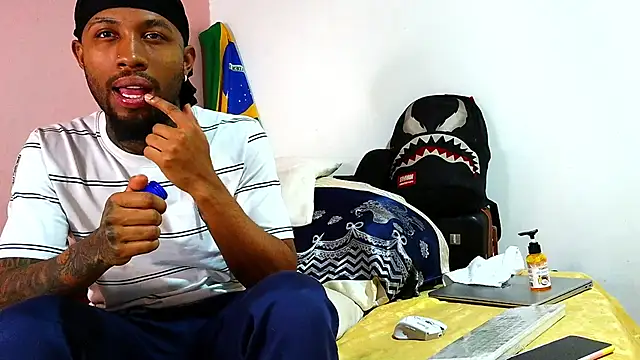 Bdarenth007 online show from February 23, 8:42 pm