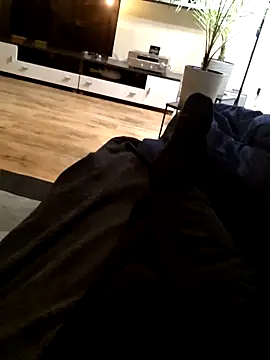 Demik71 online show from February 11, 7:25 pm