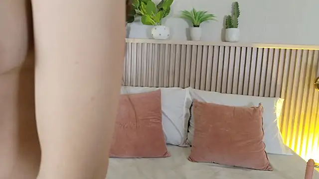 Snapshot of Brisa_Silva chatting on July 17, 11:51 am Brisa Silva online show from July 17, 11:51 am