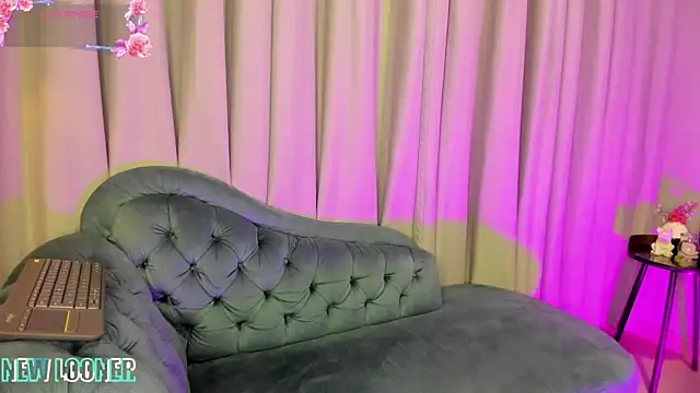 Snapshot of Lola_12_ chatting on June 3, 3:06 pm Lola 12 online show from June 3, 3:06 pm