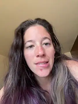 MissFae online show from March 6, 6:03 pm