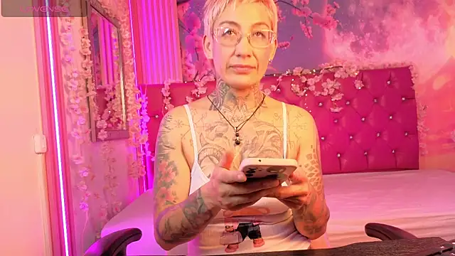 Everlyn sexx online show from February 26, 9:04 pm