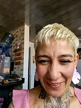Everlyn sexx online show from June 3, 9:19 pm