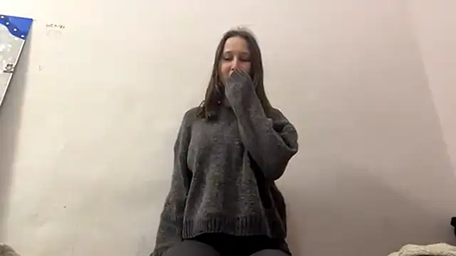 VickieKush online show from April 7, 4:20 pm