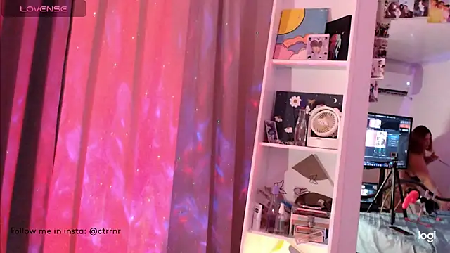 Camilleturn18 online show from June 12, 5:16 am