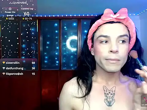 DanniHotBoy02 online show from March 16, 10:34 pm