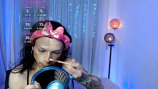 DanniHotBoy02 online show from April 18, 3:53 am