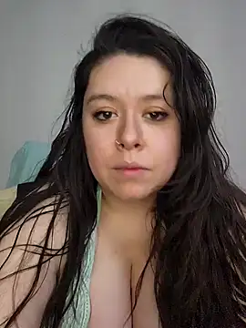 Snapshot of BBWMarcieLoveYou chatting on February 14, 1:17 am BBWMarcieLoveYou online show from February 14, 1:17 am