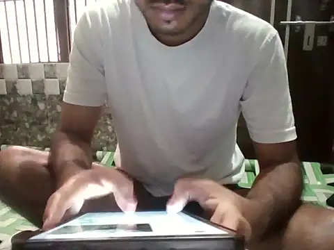 Snapshot of Abhitheplayboy24 chatting on March 14, 6:08 am Abhitheplayboy24 online show from March 14, 6:08 am