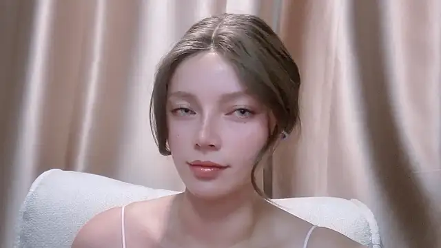 Snapshot of audience114 chatting on February 17, 12:24 pm audience114 online show from February 17, 12:24 pm