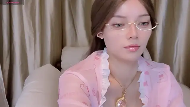 audience114 online show from April 1, 11:44 am