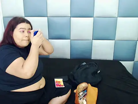 TifannyAmateur online show from February 26, 12:05 pm