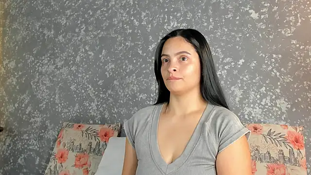 emma  summers online show from March 31, 7:38 pm