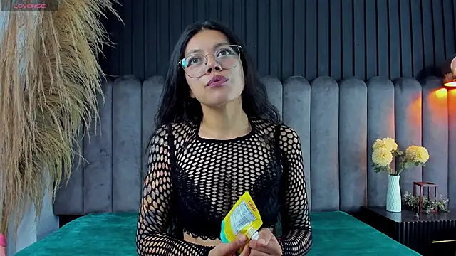 Lanadelrey 1 online show from February 24, 12:17 pm