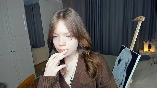 LavenderMitten online show from February 28, 5:18 am