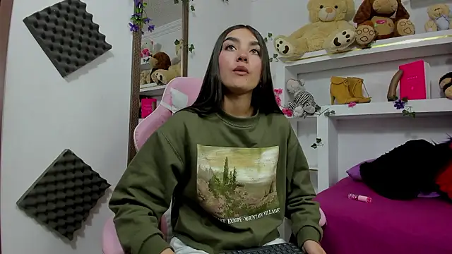 Mayli rose online show from February 25, 8:08 pm