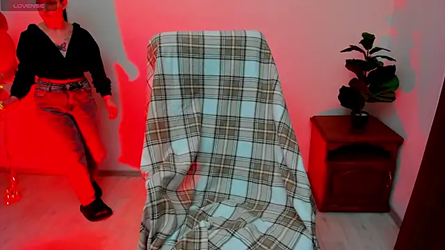 milanasky5 online show from February 20, 1:57 pm