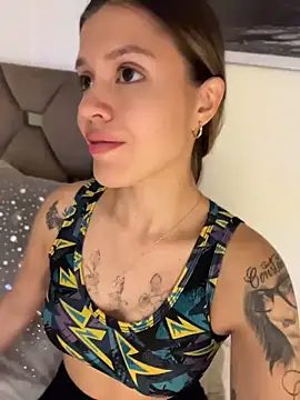 Snapshot of GabrielaS_ chatting on May 27, 10:39 pm GabrielaS online show from May 27, 10:39 pm
