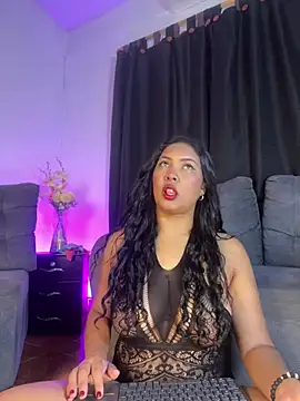RousseSmith online show from July 16, 7:55 pm
