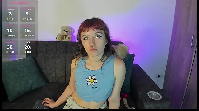 velmoon online show from March 16, 5:59 pm