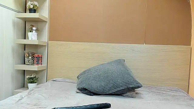 PinkyTwerkyX online show from February 23, 5:52 am