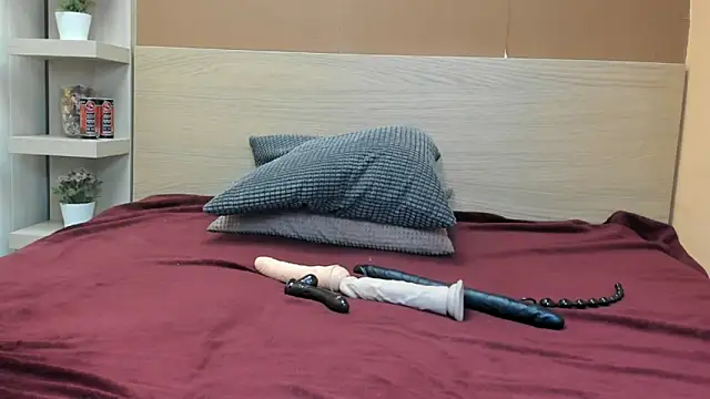 Snapshot of PinkyTwerkyX chatting on December 3, 1:21 pm PinkyTwerkyX online show from December 3, 1:21 pm