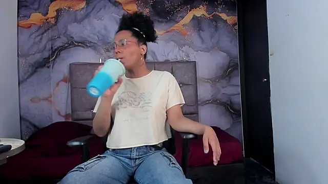 Snapshot of CataleyaMoon_ chatting on February 11, 7:14 pm CataleyaMoon online show from February 11, 7:14 pm