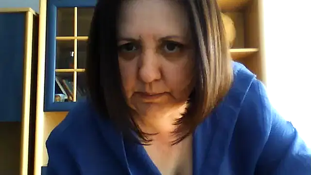 LockyCharm111 online show from March 4, 10:01 am