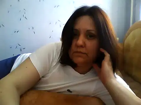 LockyCharm111 online show from May 4, 3:15 pm