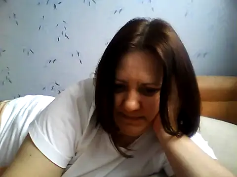 LockyCharm111 online show from March 28, 6:47 am