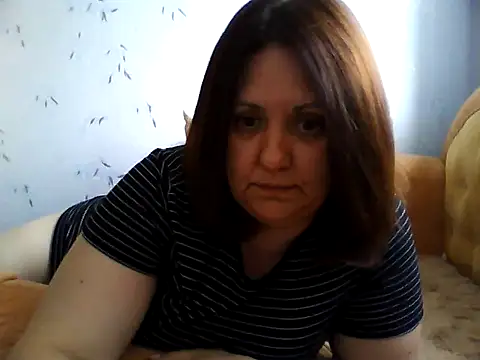 LockyCharm111 online show from July 1, 4:29 pm