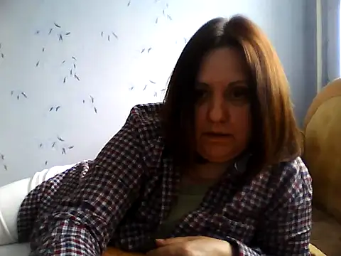 LockyCharm111 online show from April 30, 11:28 am