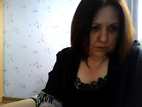 LockyCharm111 online show from March 18, 2:52 pm