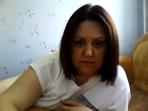 LockyCharm111 online show from June 10, 7:42 am