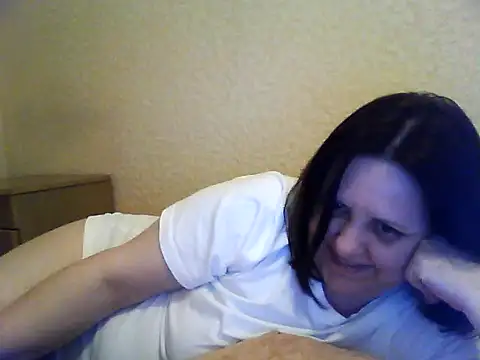 LockyCharm111 online show from March 25, 7:13 pm