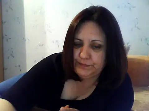 LockyCharm111 online show from June 9, 6:09 pm