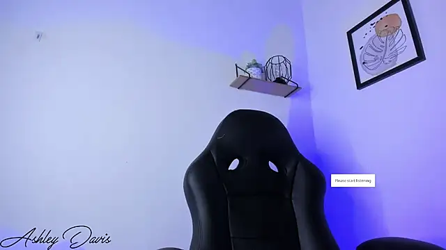 Snapshot of AsshleyDavis chatting on March 1, 1:49 am AsshleyDavis online show from March 1, 1:49 am