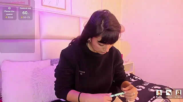 Xara u online show from March 25, 7:35 pm