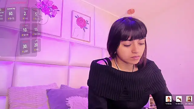 Snapshot of Xara_u chatting on April 29, 8:04 pm Xara u online show from April 29, 8:04 pm
