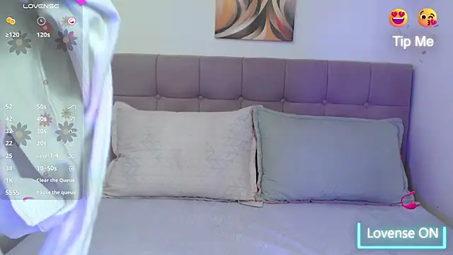 Snapshot of Evangeline_wish chatting on February 14, 1:00 pm Evangeline wish online show from February 14, 1:00 pm