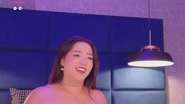 Snapshot of Hannah-Prada chatting on May 11, 4:04 pm Hannah-Prada online show from May 11, 4:04 pm