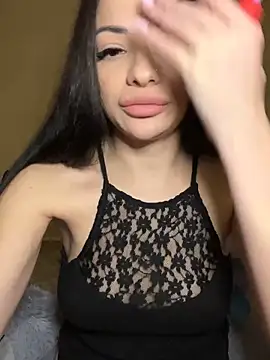 Snapshot of Layana_Ro chatting on February 20, 5:04 pm Layana Ro online show from February 20, 5:04 pm