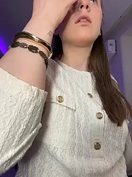 Snapshot of YourSweetArya chatting on February 28, 2:39 pm YourSweetArya online show from February 28, 2:39 pm