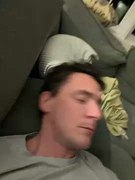 Snapshot of mutuallybeneficial chatting on February 26, 2:33 am mutuallybeneficial online show from February 26, 2:33 am