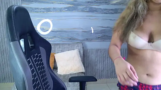 Sophie19   online show from May 3, 11:26 am