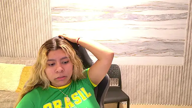 Sophie19   online show from June 1, 11:32 am