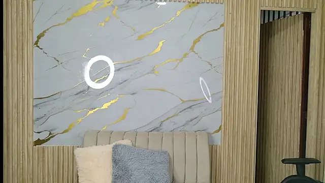 Sophie19   online show from April 15, 11:38 am