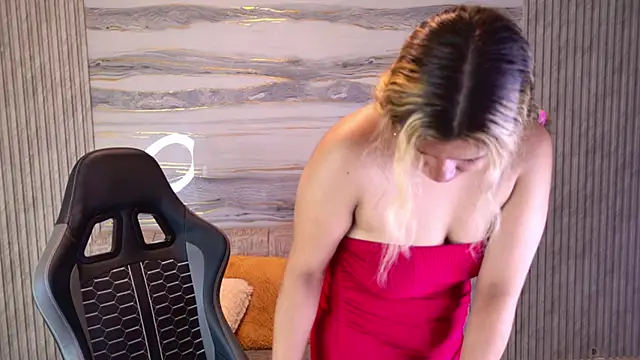 Sophie19   online show from May 10, 12:42 pm