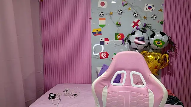 Sophie19   online show from July 3, 11:17 am