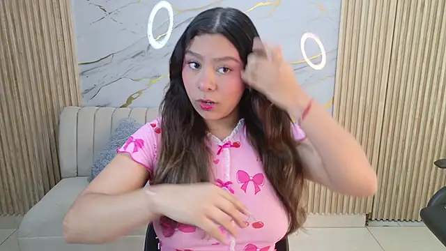 Sophie19   online show from April 14, 12:10 pm